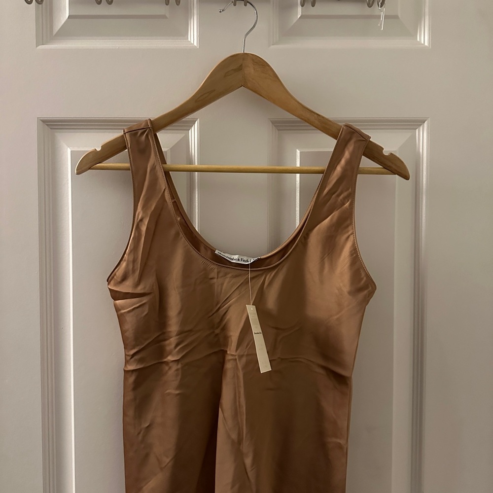 Abercrombie & Fitch Silk Sleeveless Top